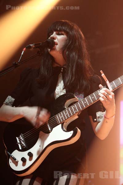 DUM DUM GIRLS - 2011-04-24 - PARIS - La Machine (du Moulin Rouge) - 